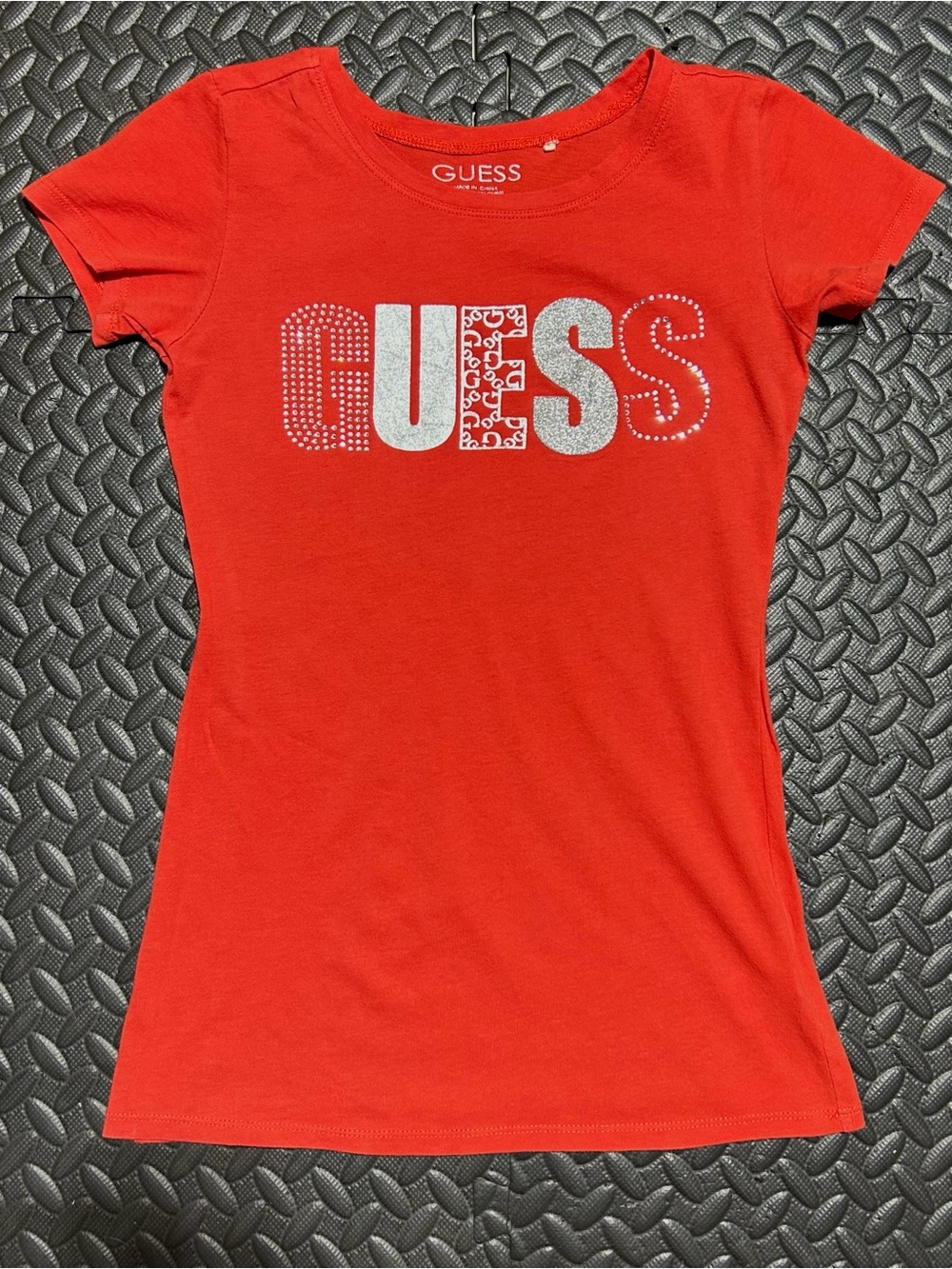 GUESS Los Angeles Shirt Short Sleeve Tee Rhinestone Logo Spellout Red Womens XS